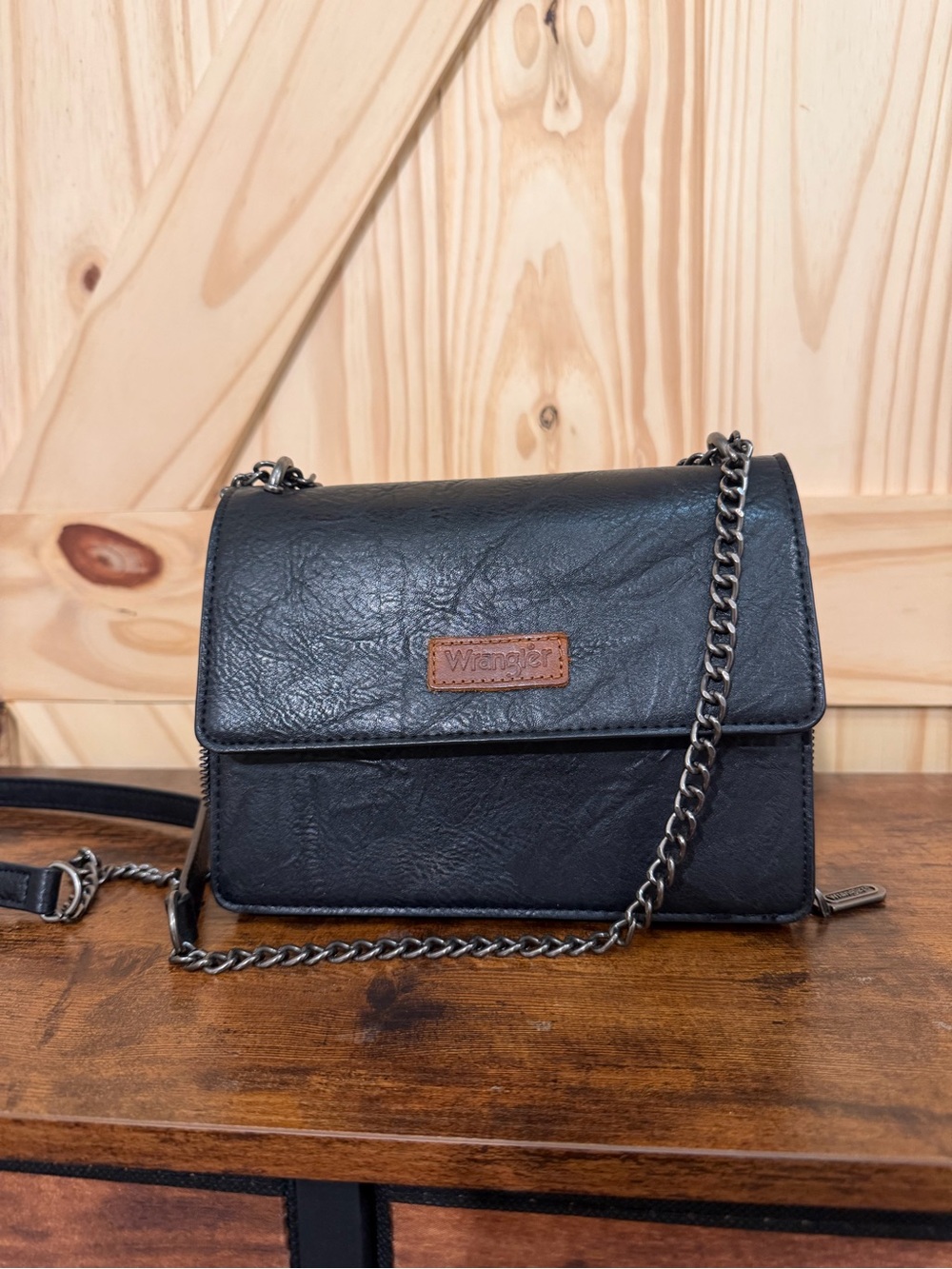 Wrangler Black Crossbody Bag with Chain Strap